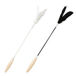 カーボンファイバー製ロッド使用ねこじゃらし